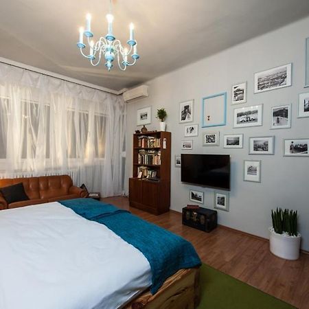 Europe Heart Apartment For 9 Budapest Eksteriør bilde